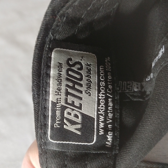 Nwot baseball hat.  Run free - Picture 4 of 5